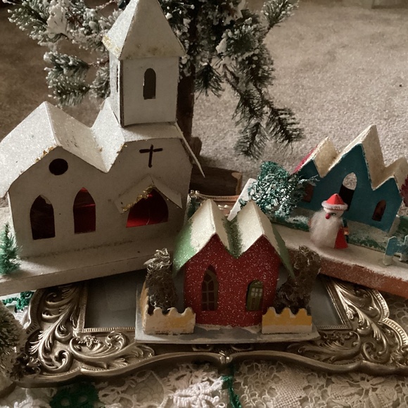 26 misc antique/vintage Christmas village pieces - Picture 5 of 16